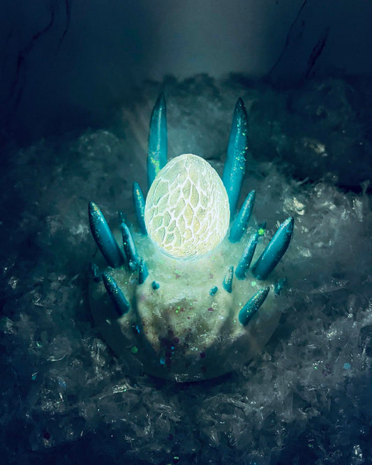 Ice Wyvern Egg Nest (Illuminates!)