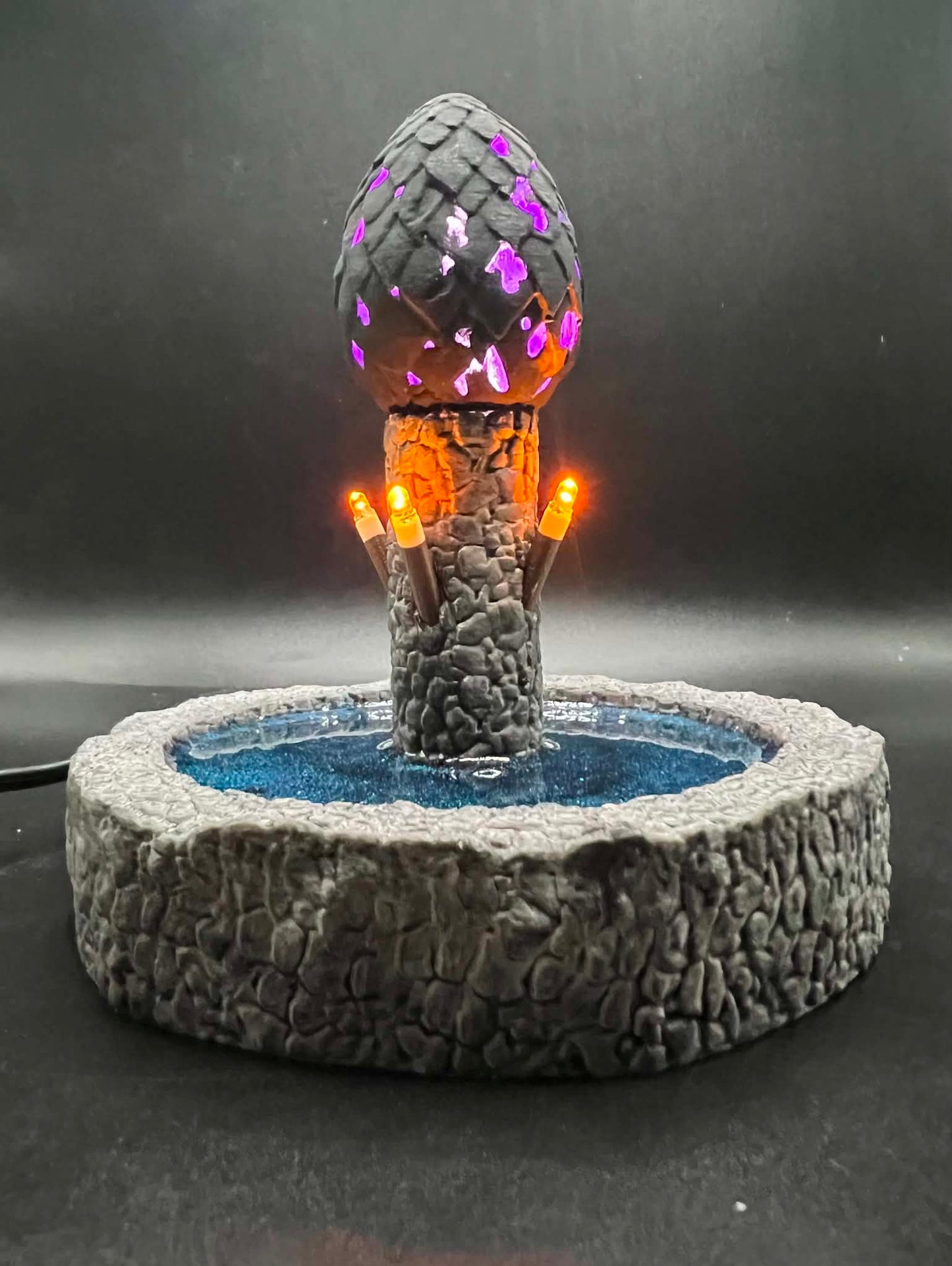 Realistic Ender Dragon Egg Display | Illuminated Minecraft-Inspired Lamp | USB Powered Gaming Decor